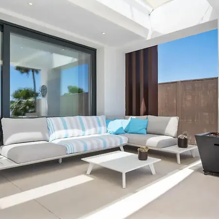 Sea + Golf View With Heated Pool Rdr378 إِستيبونا